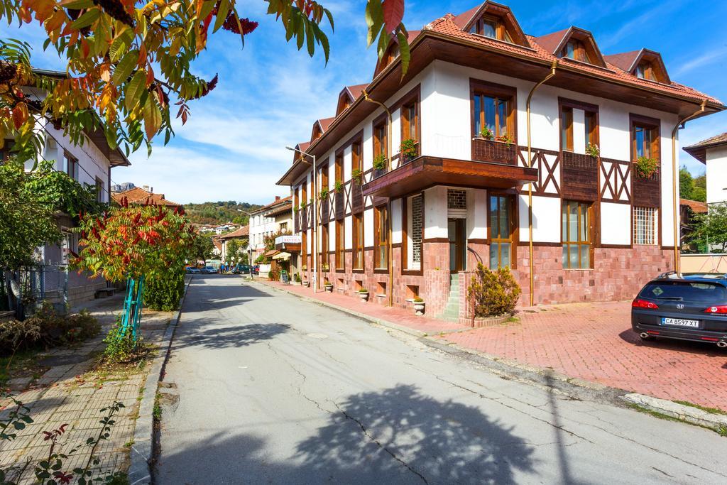 Family Hotel Tetewen Zewnętrze zdjęcie