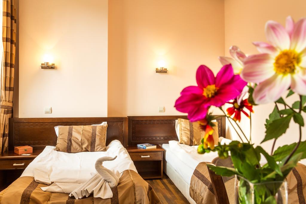 Family Hotel Tetewen Zewnętrze zdjęcie