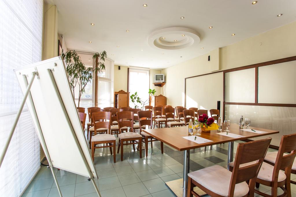 Family Hotel Tetewen Zewnętrze zdjęcie