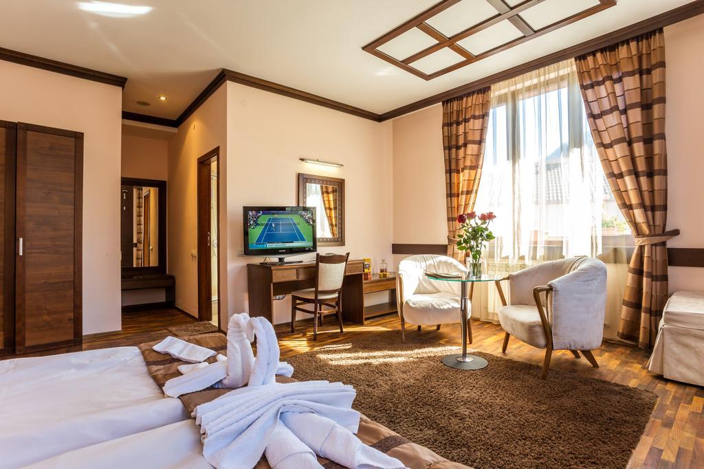 Family Hotel Tetewen Zewnętrze zdjęcie