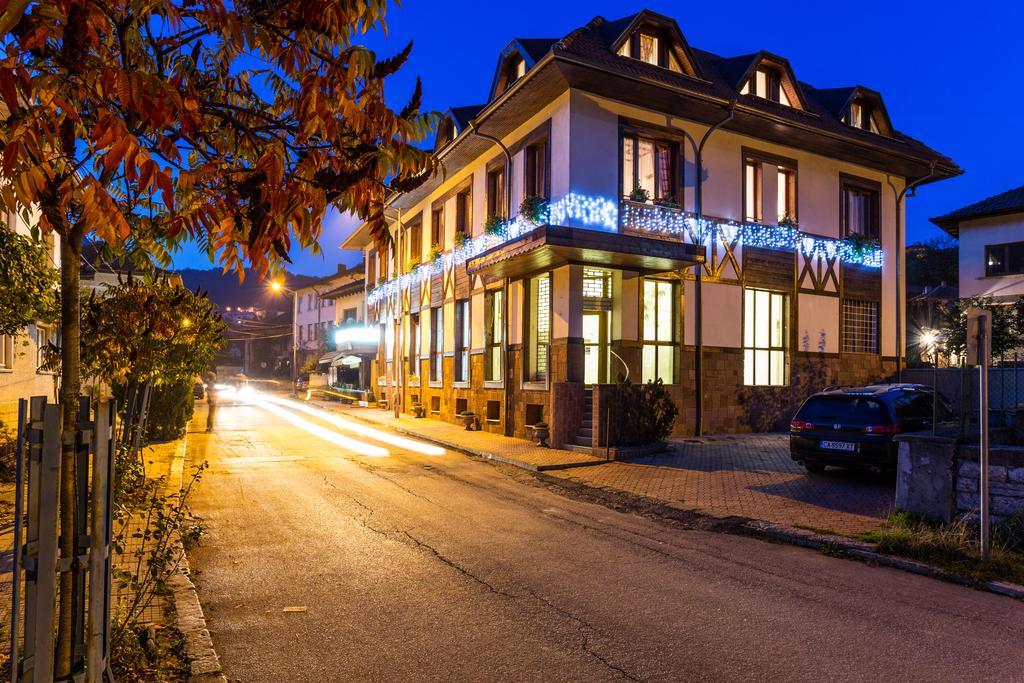 Family Hotel Tetewen Zewnętrze zdjęcie