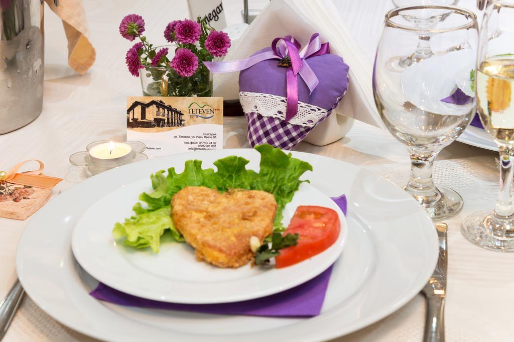 Family Hotel Tetewen Zewnętrze zdjęcie